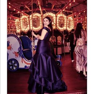 NAVY BLUE PLUS PROM DRESS